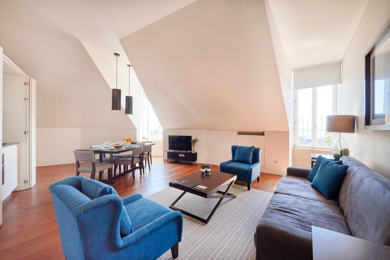 Deluxe One-Bedroom Apartment River View